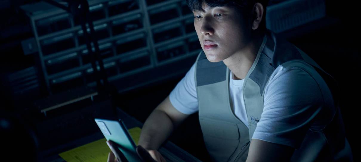 Na Palma da Mão é novo suspense coreano sobre assassino com celular