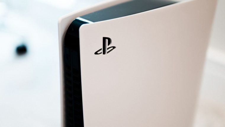 Sony anuncia nova versão do PS5 com leitor de disco removível; modelo chega  em novembro 