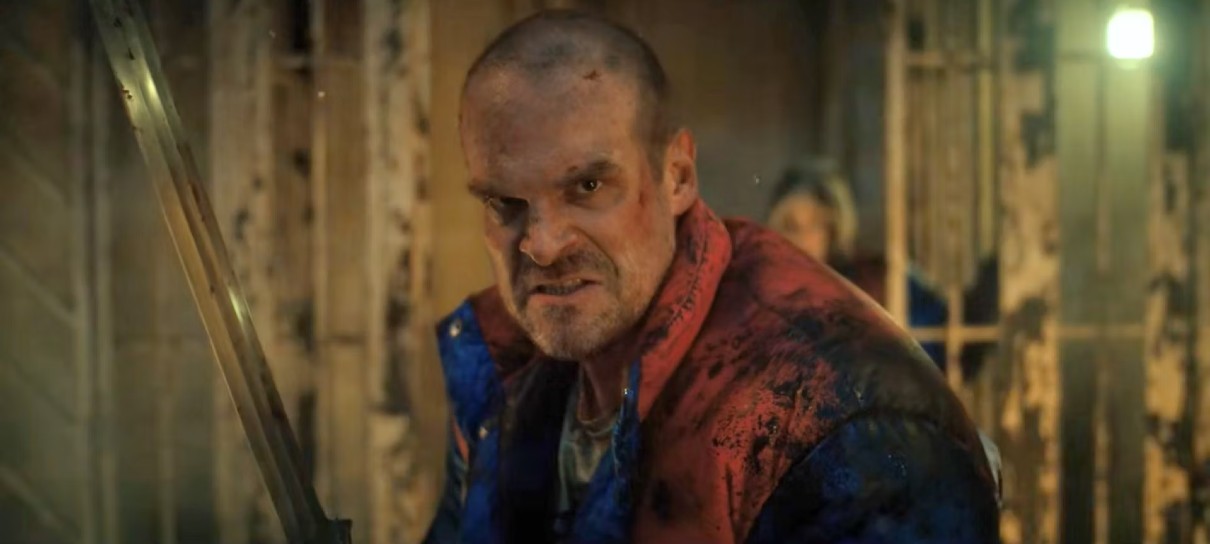 Stranger Things tinha que acabar, diz David Harbour