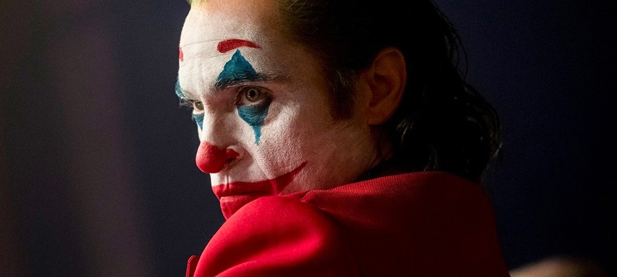 Vídeo do set de Coringa 2 mostra Asilo Arkham em chamas