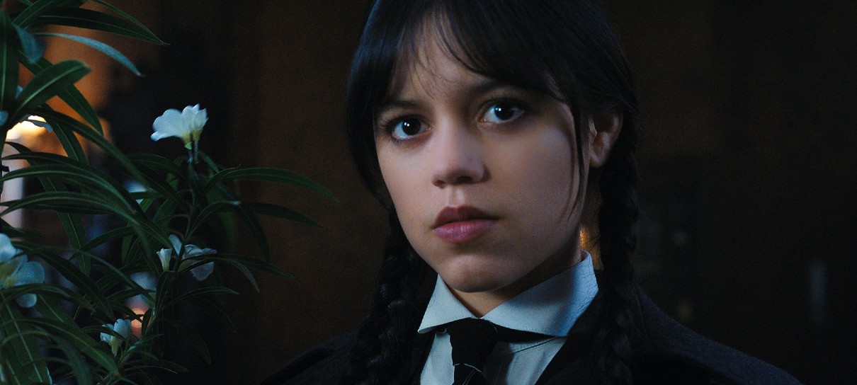Jenna Ortega fala de insegurança e mudanças exigidas em Wandinha