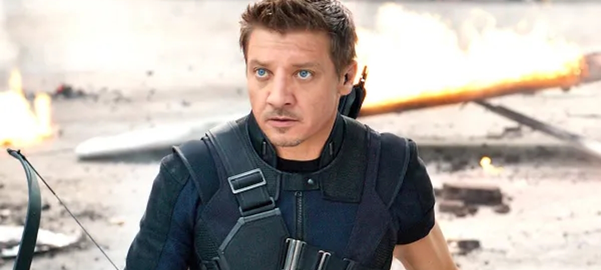 Jeremy Renner dá primeira entrevista após acidente na neve