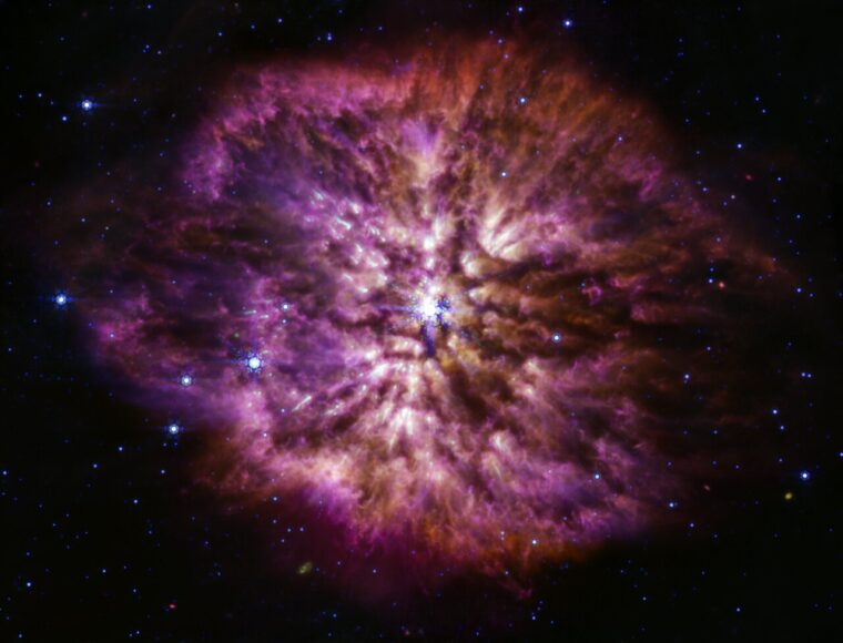 Telescópio James Webb capta momentos antes de uma supernova