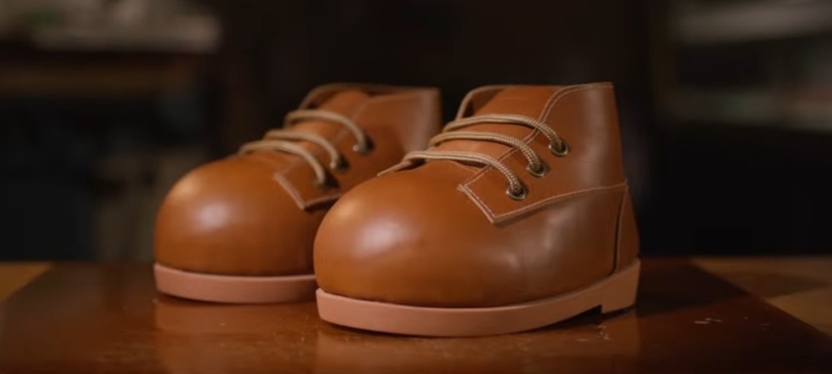 Sapato do Super Mario é recriado na vida real