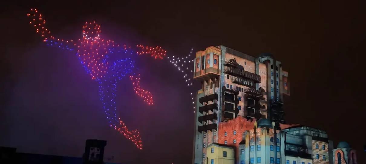 Disney faz impressionante show de drones dos Vingadores