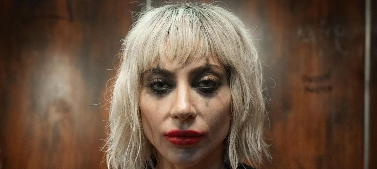 Diretor de Coringa 2 anuncia término das filmagens em novas fotos