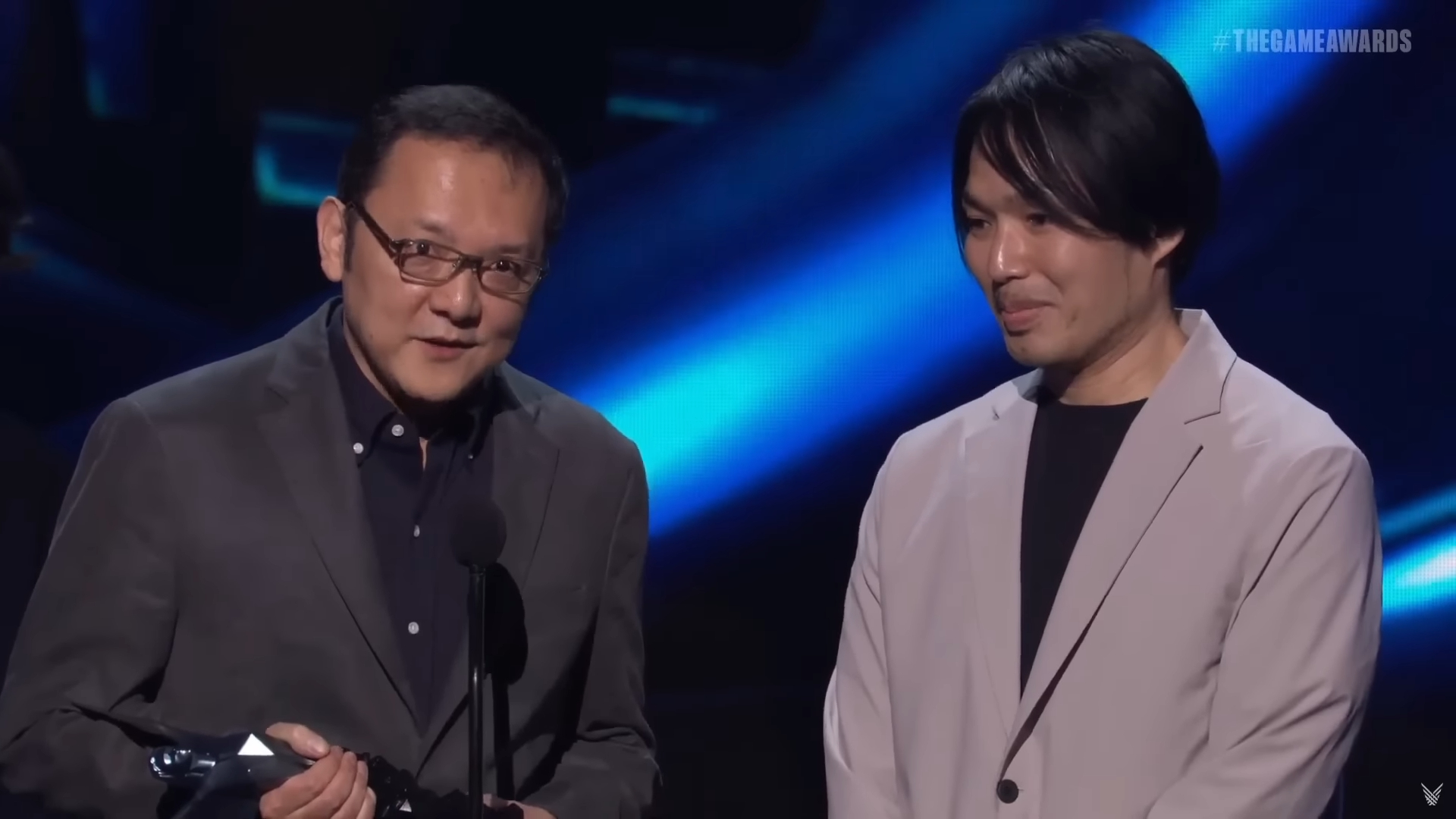 Hidetaka Miyazaki Entra Para Lista De Pessoas Mais Influentes Do Ano Da   Videoscreenshot Youtube Eldenringgameoftheyearfullacceptancespeechbyhidetakamiyazaki2022 Nocommentary 208  K2l2stz 