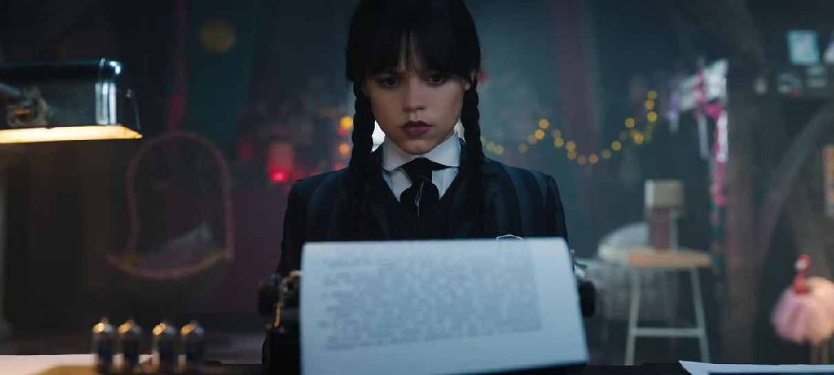 Roteiristas em greve ironizam falas de Jenna Ortega sobre Wandinha