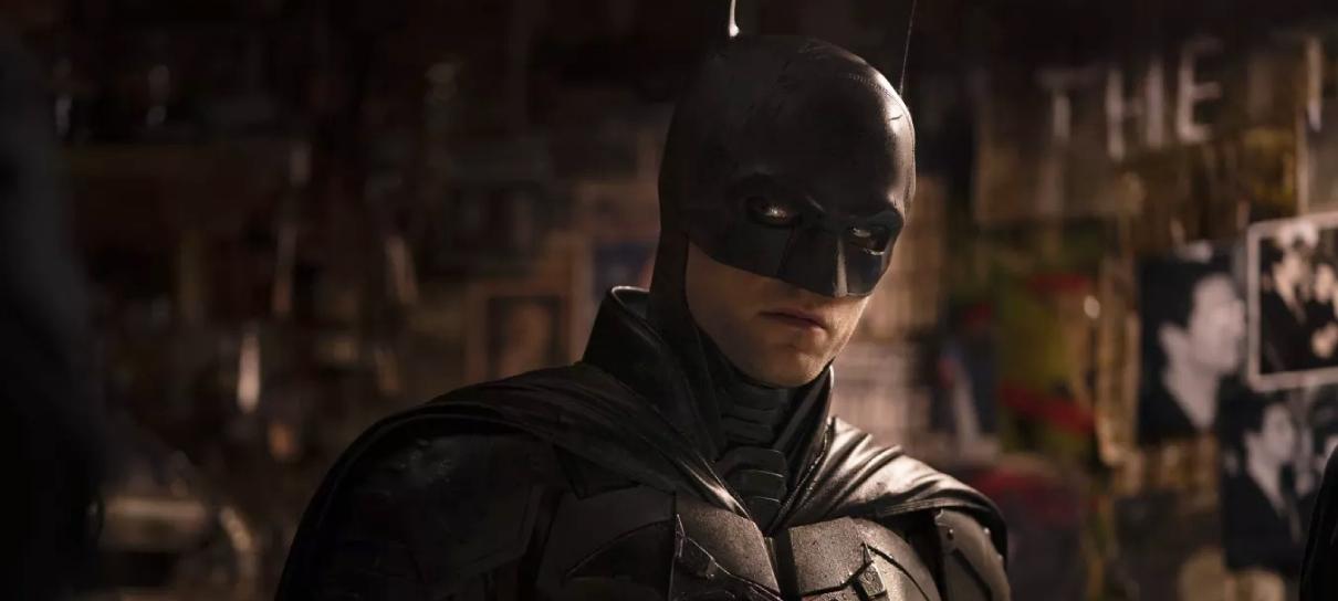 Gravações de Batman 2 são adiadas por greve de roteiristas