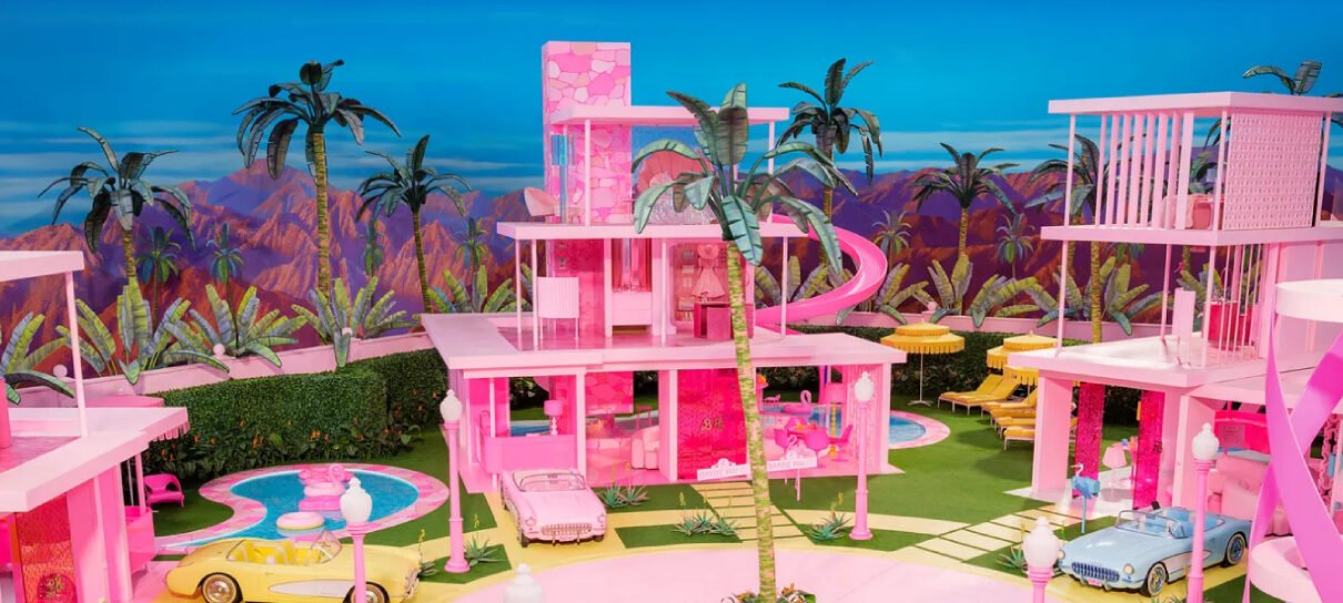 Casa dos sonhos da barbie com piscina