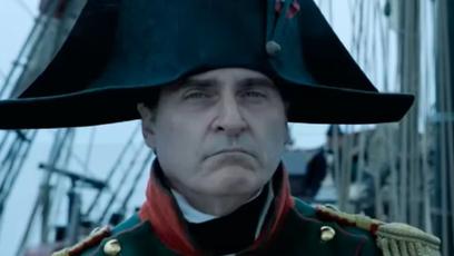 Joaquin Phoenix aparece imponente em primeiras imagens de Napoleão