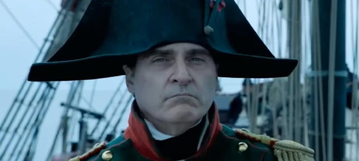 Joaquin Phoenix aparece imponente em primeiras imagens de Napoleão