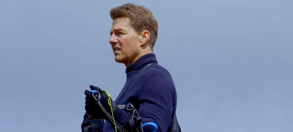 Tom Cruise ri do perigo em vídeo de bastidores de Missão: Impossível 7