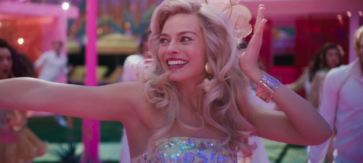 Spotify comemora estreia de Barbie com surpresas cor-de-rosa no app