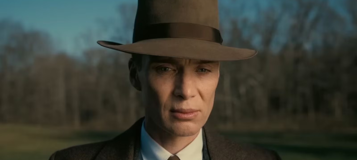 Oppenheimer transforma história real em um espetáculo elegante e assustador | Crítica
