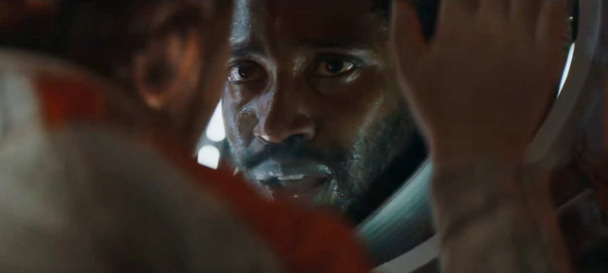 Resistência destaca guerra contra IA e criança-robô em trailer