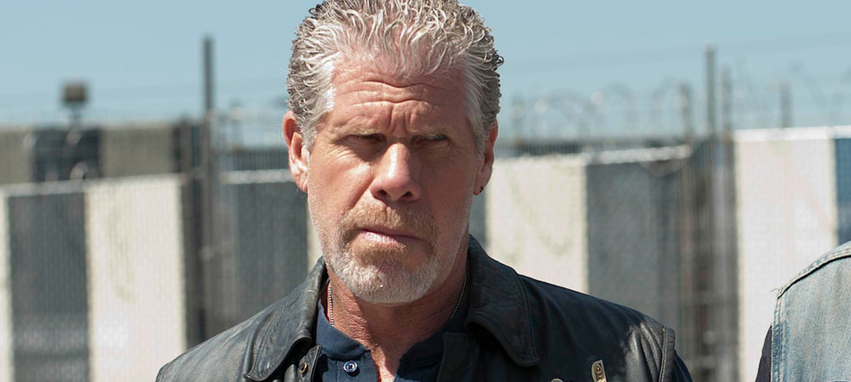 Ron Perlman, de Hellboy, ameaça executivo por declaração infame sobre a greve
