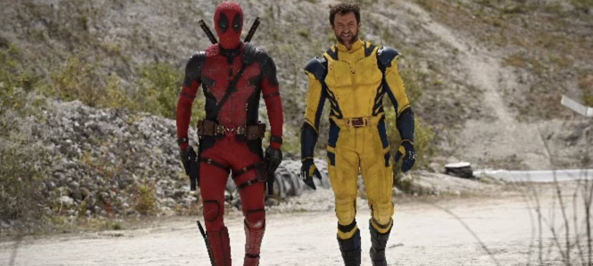 Wolverine aparece com uniforme clássico em foto de Deadpool 3