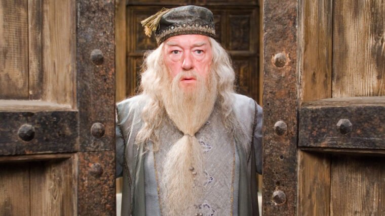 Michael Gambon, o Dumbledore de Harry Potter, morre aos 82 anos