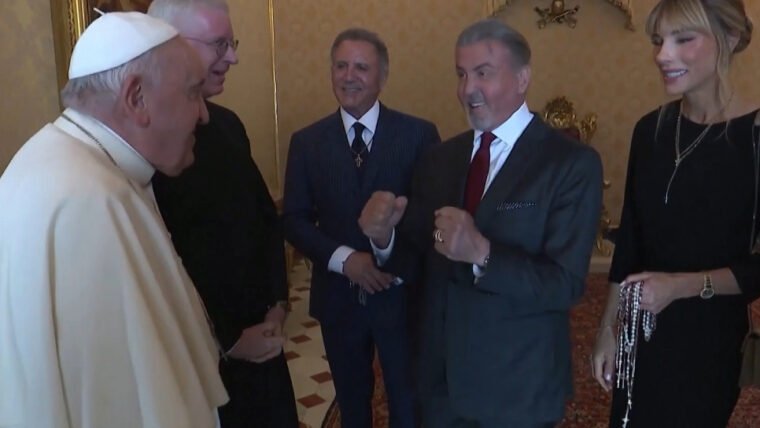 Encontro entre Papa Francisco e Sylvester Stallone rende 