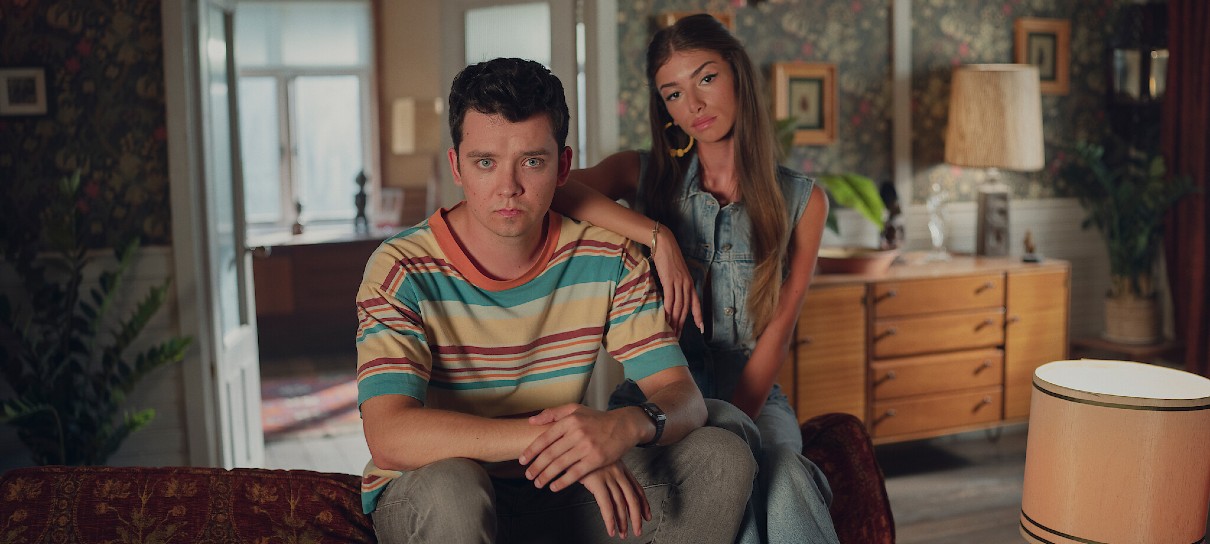 Sex Education prepara despedida em trailer emotivo da temporada 4