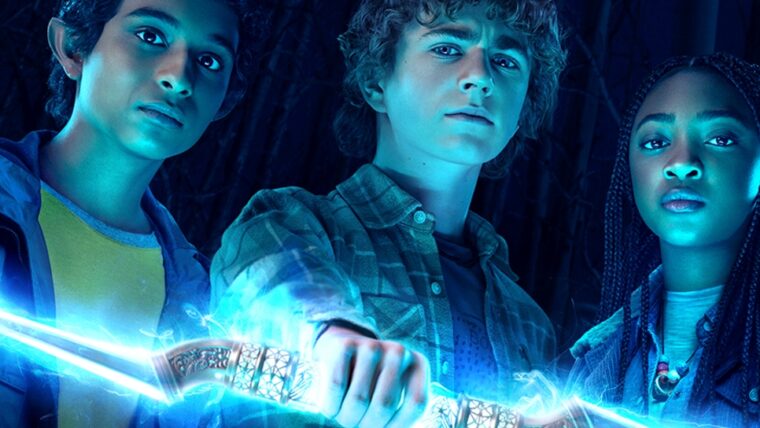 Percy Jackson e Os Olimpianos ganha novo pôster com trio em destaque