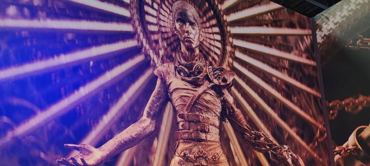 Anya Taylor-Joy está pronta pra ação em arte de Furiosa: Uma Saga Mad Max
