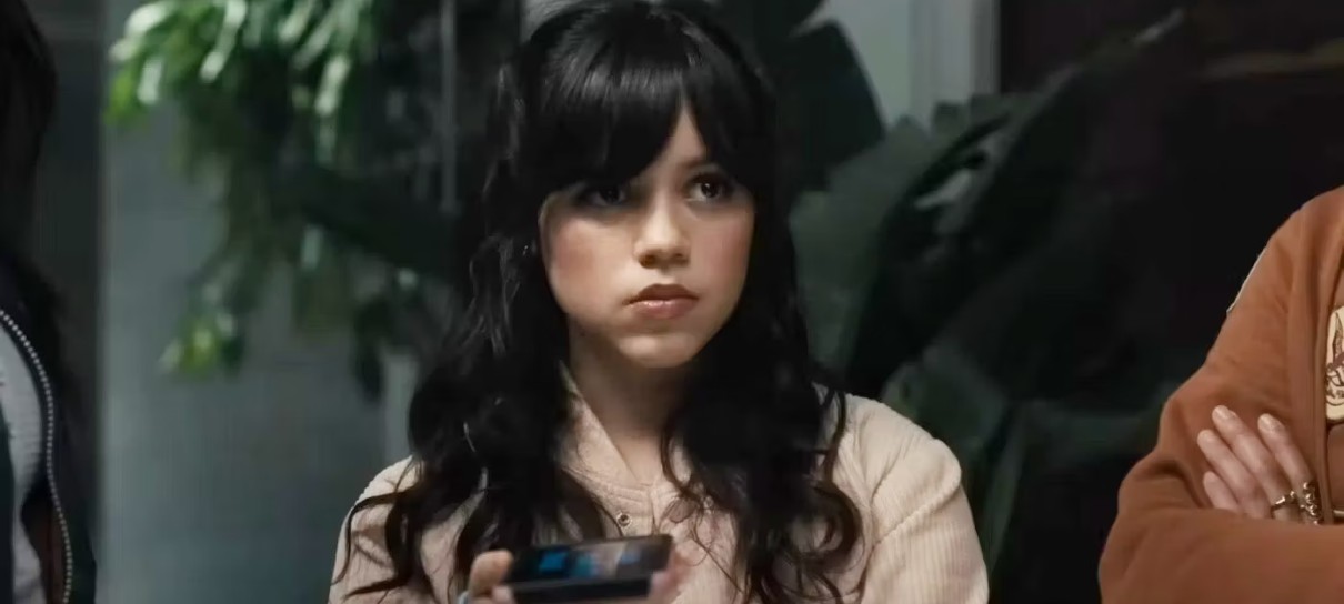 Diretora de Crepúsculo sugere Jenna Ortega para possível remake
