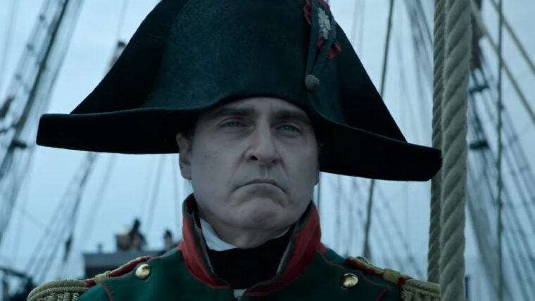 Napoleão destaca grandes batalhas e dramas em trailer final