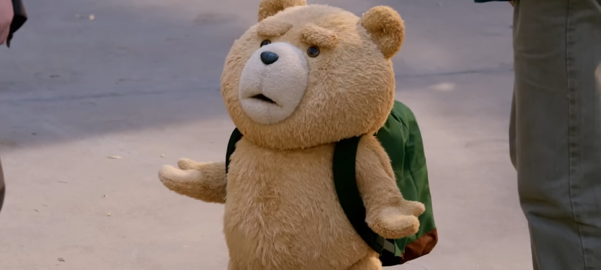 Ted descobre como é ir à escola em trailer de série prelúdio