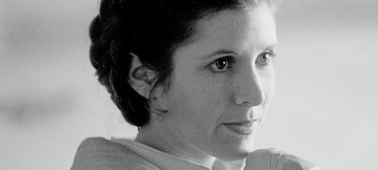 Filha de Carrie Fisher publica homenagem após sete anos da morte da mãe