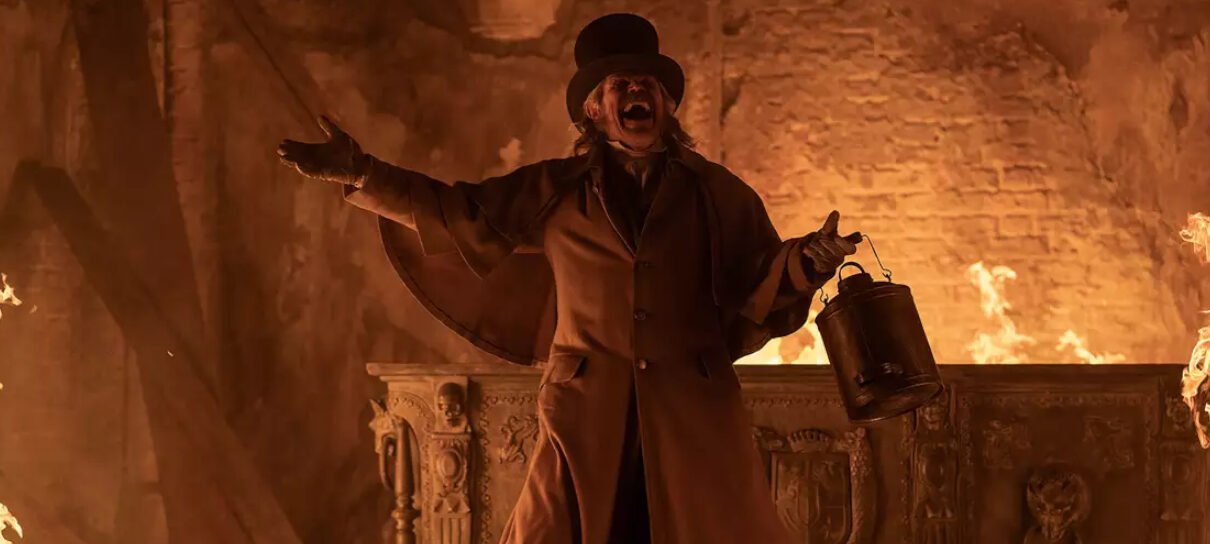 Willem Dafoe é caçador de vampiros insano em foto de Nosferatu