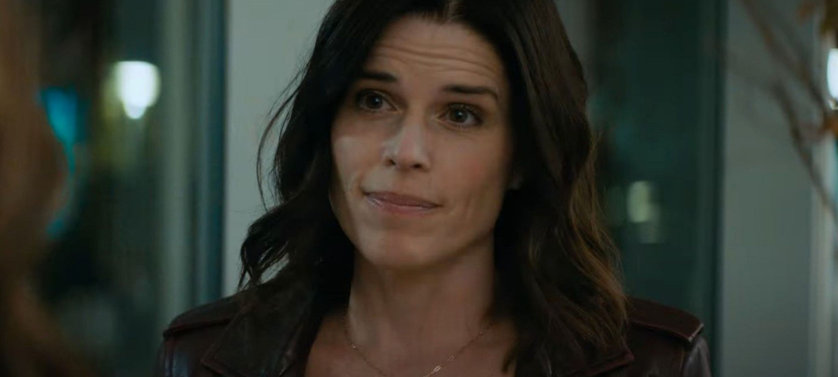 Neve Campbell diz que voltaria para Pânico pelo pagamento correto