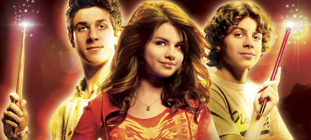 Os Feiticeiros de Waverly Place ganhará sequência com David Henrie, diz site