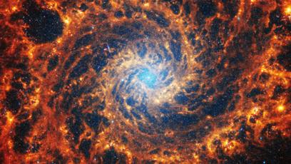 Telescópio James Webb da NASA registra galáxias espirais em alta resolução