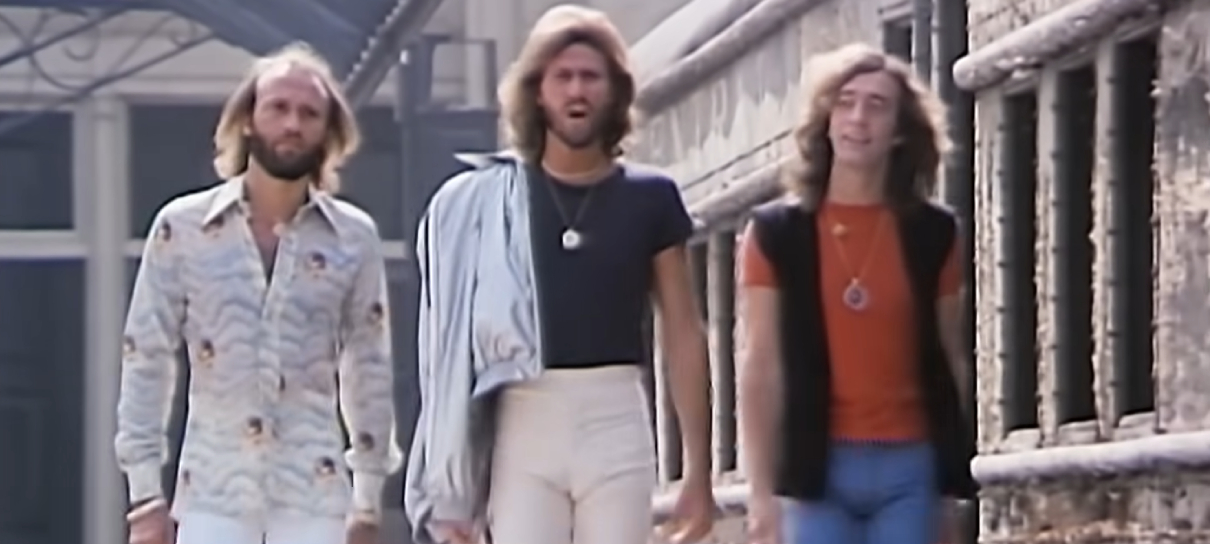 Ridley Scott pode dirigir cinebiografia do Bee Gees