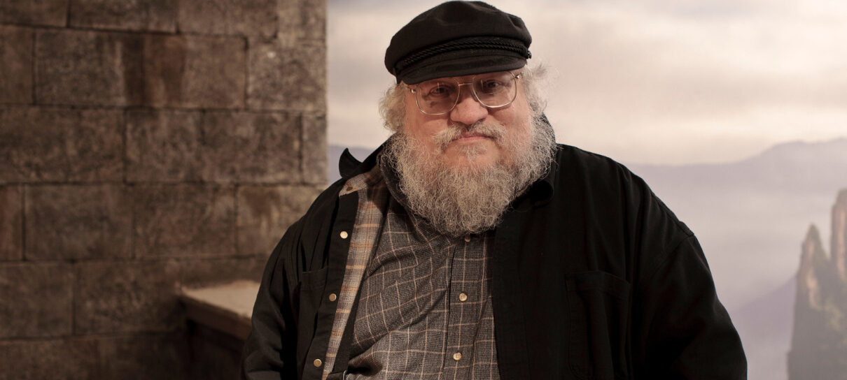 George R.R. Martin lamenta toxicidade das redes sociais em texto sensível