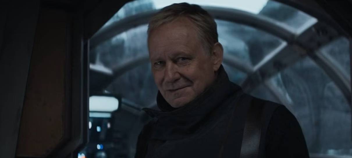 Stellan Skarsgard está empolgado com nova temporada de Andor