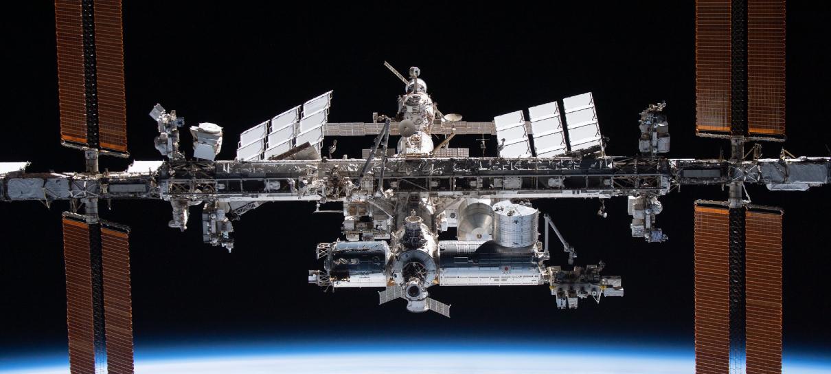 Pedaço da Estação Espacial caiu sobre casa nos EUA, confirma NASA