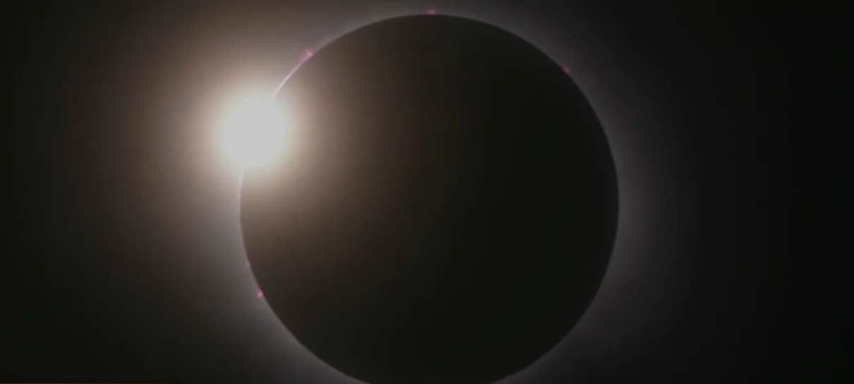 Em dia de eclipse, perfil lunar da NASA bloqueia Sol no X (Twitter)