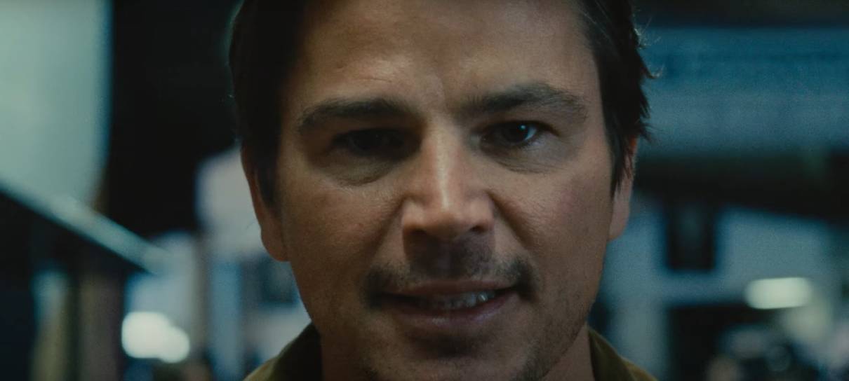 Shyamalan apresenta novo suspense em trailer tenso de Armadilha