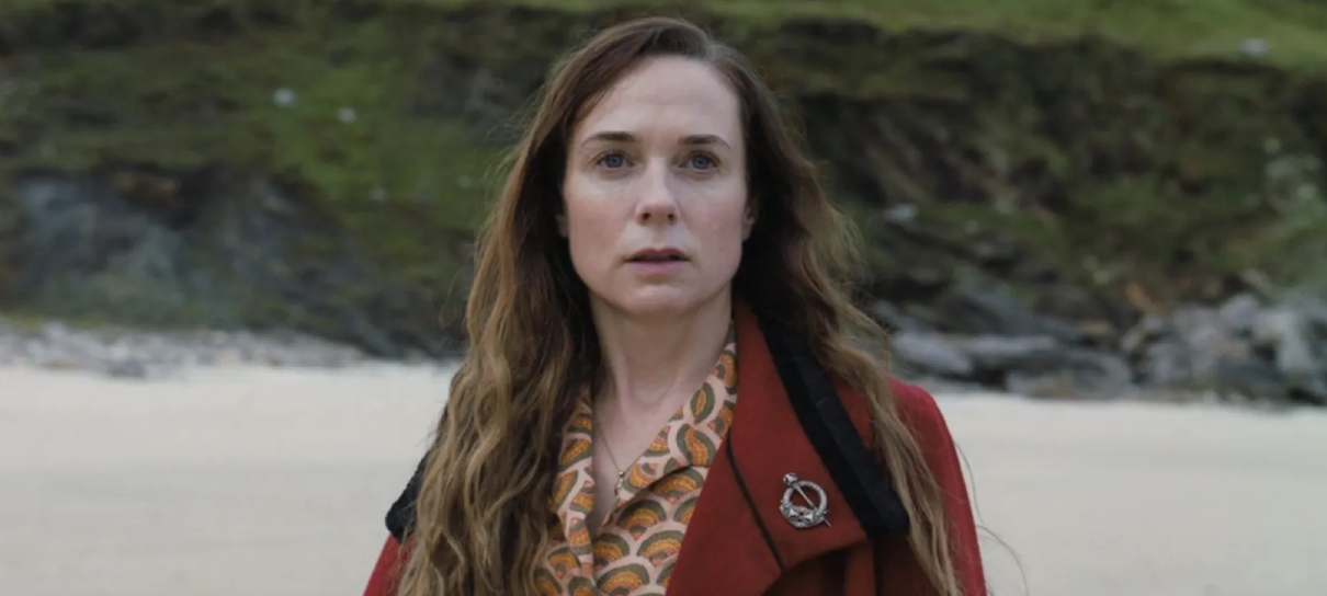 Kerry Condon se derrete por série de Star Wars: “amei fazer parte”