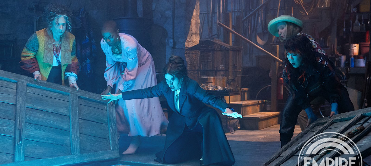 Agatha Harkness se une a bruxas na 1ª foto da série da Marvel
