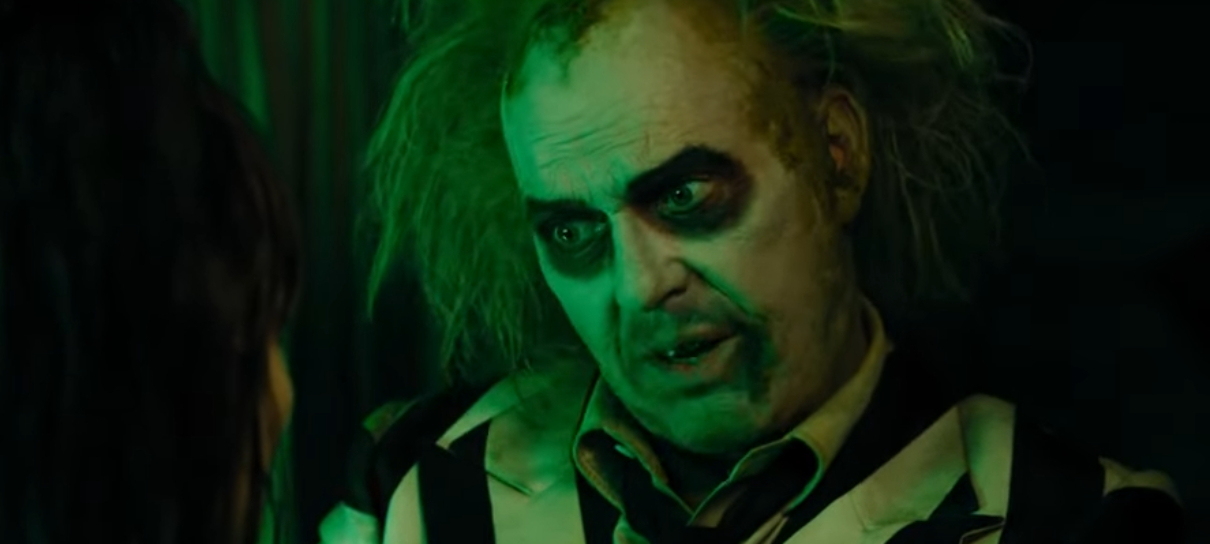 Besouro Suco está soltinho em trailer dublado de Beetlejuice 2