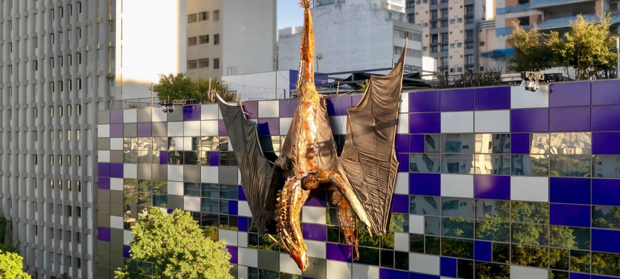 Réplica de Syrax em SP celebra a 2ª temporada de A Casa do Dragão