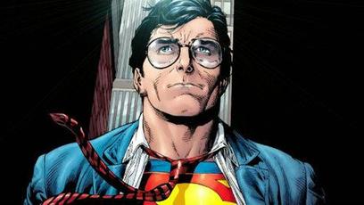Foto do set de Superman revela visual de David Corenswet como Clark Kent