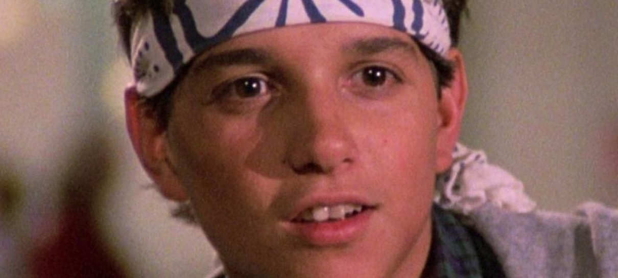 Ralph Macchio celebra 40 anos de Karatê Kid com grandes promessas