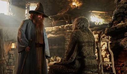 Ator do Estranho comenta rumor de Gandalf e dinâmica com Tom Bombadil em Anéis de Poder