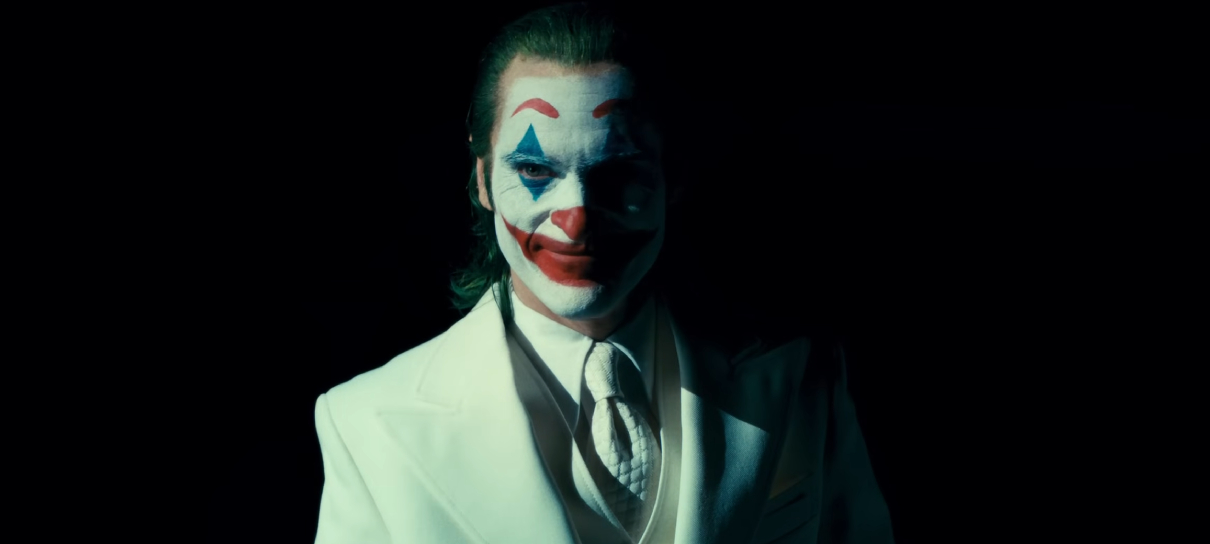 Coringa de Joaquin Phoenix "não é um gênio do crime", diz diretor