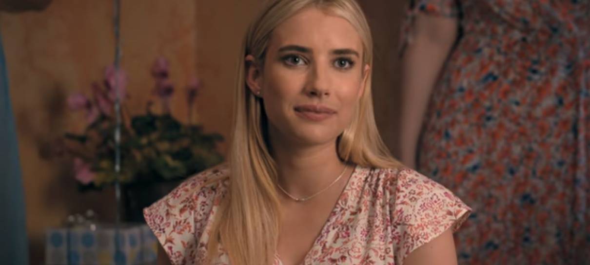 Emma Roberts culpa a internet por fracasso de Madame Teia